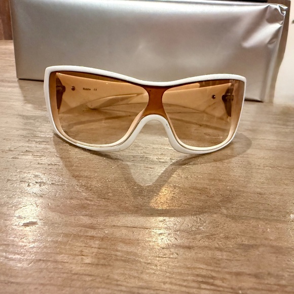 Oakley Polarized Riddle White Acetate Sunglasses - Picture 1 of 5